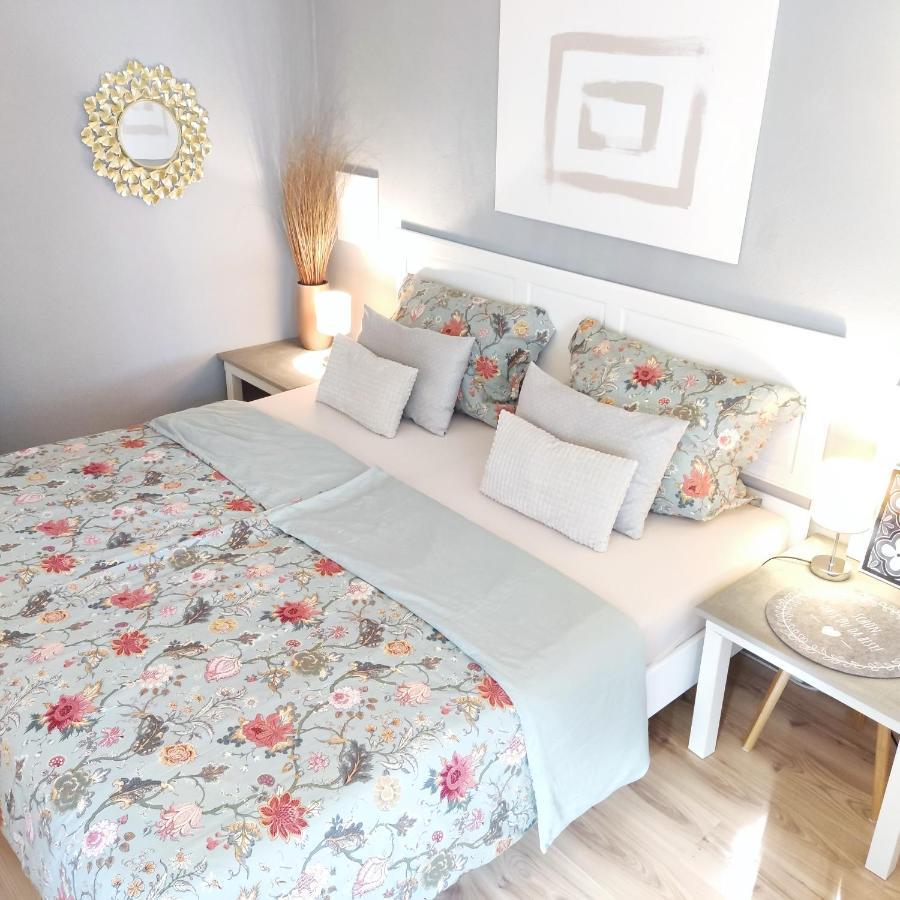Apartment For Family & Friends Eisingen Екстер'єр фото